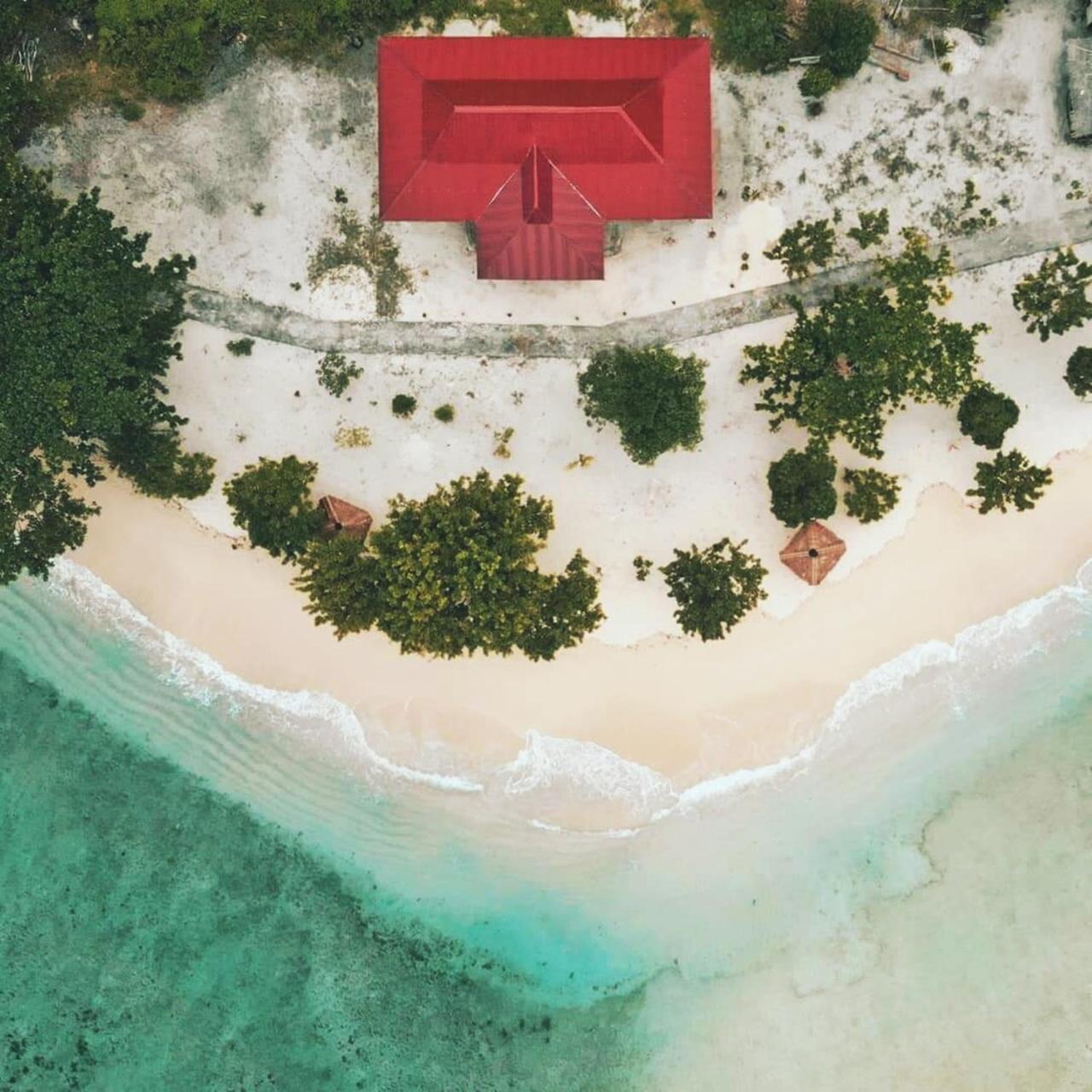 Nusa Nalan Beach Resort Rumah Olat 외부 사진