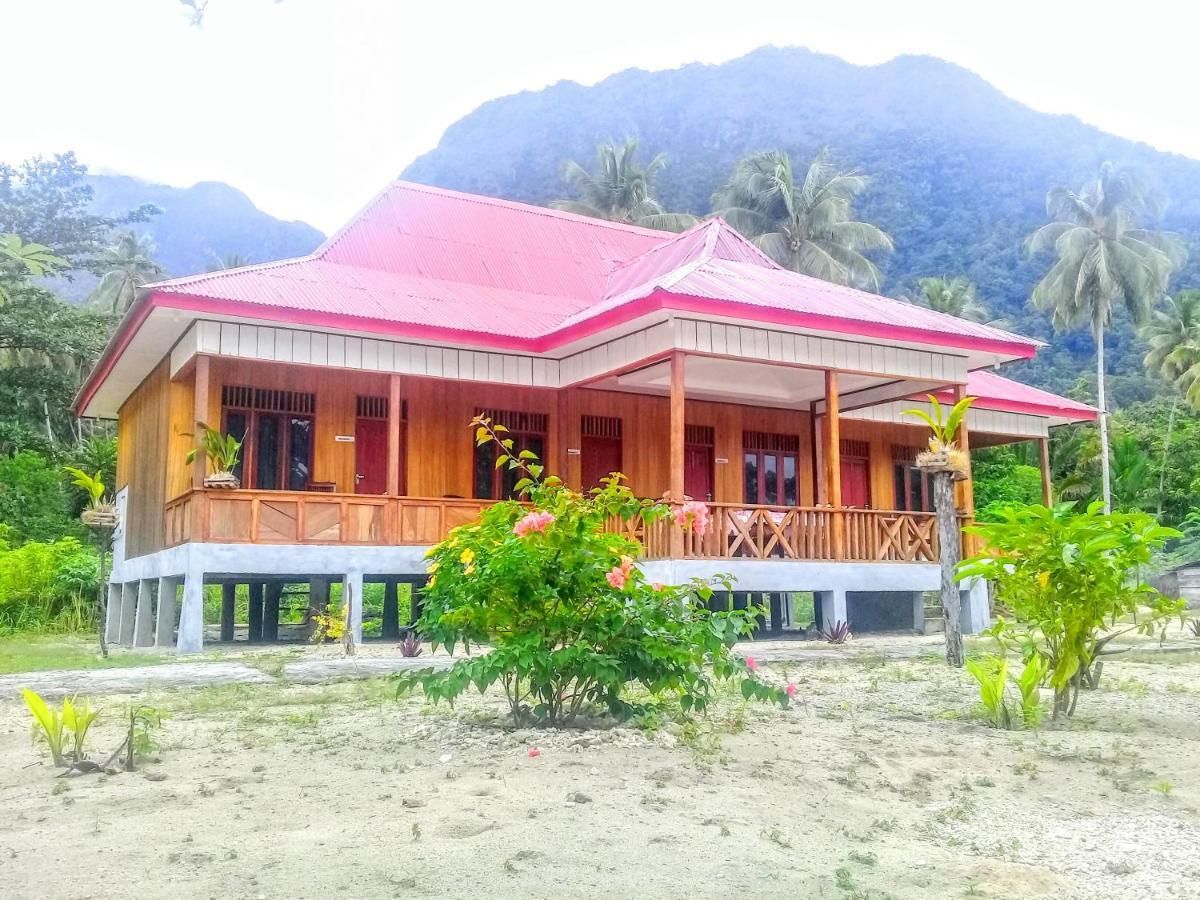 Nusa Nalan Beach Resort Rumah Olat 외부 사진